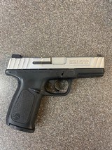 SMITH & WESSON SD40 VE CA COMPLIANT - 1 of 5