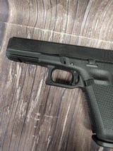 GLOCK 17 G17 Gen 5 Night sights - 6 of 7