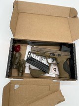 SMITH & WESSON M&P9 M2.0 - 4 of 4