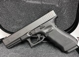 GLOCK 22 G22 GEN 4 .40 (Night Sights) POLICE TRADE IN - 3 of 3