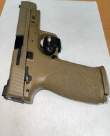 SMITH & WESSON M&P9 M2.0 - 3 of 4