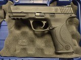 SMITH & WESSON M&P 9 - 2 of 3
