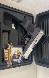 SIG SAUER P239 TWO-TONE - 2 of 4