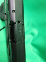 SMITH & WESSON M&P40 - 5 of 6