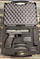 HECKLER & KOCH VP9 - 1 of 3