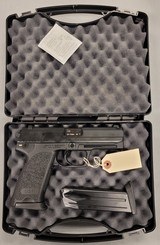 HECKLER & KOCH USP 45 - 1 of 3