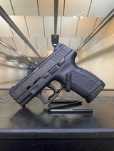 TAURUS PT145 PRO - 3 of 4