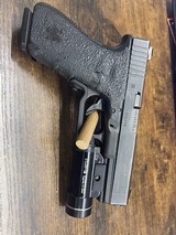 GLOCK G22 - 1 of 3