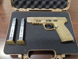 SMITH & WESSON M&P9 M2.0 - 1 of 3
