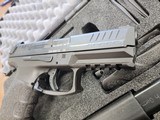 HECKLER & KOCH VP9 - 4 of 7