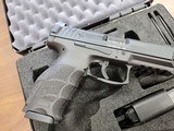 HECKLER & KOCH VP9 - 5 of 7