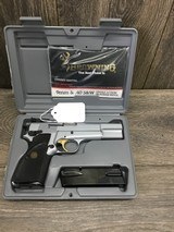 BROWNING HI-POWER - 1 of 6