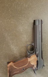 SIG SAUER P210 TARGET - 3 of 5