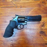 SMITH & WESSON 586 CLASSIC - 2 of 2