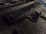 SMITH & WESSON M&P 40 - 2 of 5
