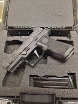 SIG SAUER P320 XCOMPACT - 1 of 3