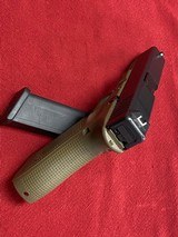 GLOCK Rare OD Green 17 gen 4 - 7 of 7