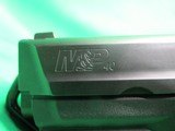 SMITH & WESSON M&P40 - 6 of 7
