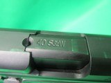 SMITH & WESSON M&P40 - 3 of 7