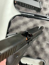GLOCK Blue Label G17 Gen 5 - 2 of 3