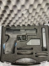 HK VP 9 - 3 of 3