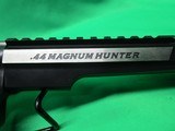 SMITH & WESSON .44 MAGNUM HUNTER PERFORMANCE CENTER - 5 of 7