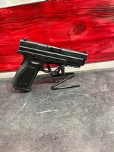 SPRINGFIELD ARMORY XD-40 - 1 of 4