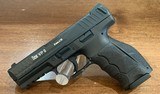 HECKLER & KOCH HK VP9 - 2 of 5