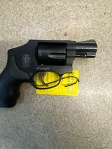 SMITH & WESSON 442 - 1 of 7