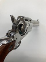 RUGER VAQUERO STAINLESS - 2 of 7