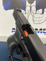 GLOCK 17Gen 5 - 2 of 4