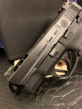 SMITH & WESSON Performance Center M&P9 Shield M2.0 Every Day Carry Kit - 3 of 7