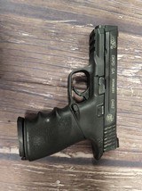 SMITH & WESSON .40 M&P 40 DKPD Police Trade In w/ Hogue Grip - 3 of 6