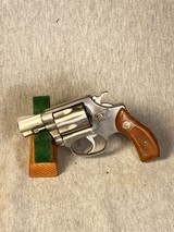SMITH & WESSON 60 - 1 of 4