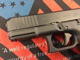 GLOCK 19 GEN 5 - 2 of 6
