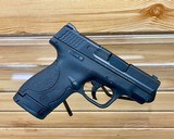 SMITH & WESSON M&P 9 sheild - 1 of 2