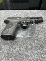 SMITH & WESSON M&P 40 PRO SERIES C.O.R.E. - 4 of 5