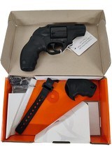 TAURUS M605 w/Original Box, 2 Grips, Lock - 5 of 5