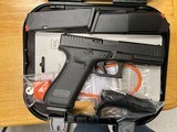 GLOCK 17 G17 Gen5 - 2 of 2