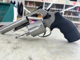 SMITH & WESSON MODEL 69 COMBAT MAGNUM - 2 of 3