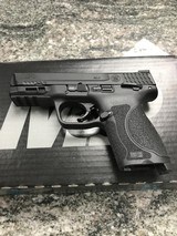 SMITH & WESSON M&P 40 2.0 - 1 of 2