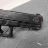 GLOCK g22 22 gen 3 POLICE TRADE-IN - 2 of 6