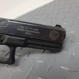 GLOCK g22 22 gen 3 POLICE TRADE-IN - 2 of 6
