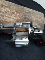 RUGER SUPER REDHAWK .44 MAG 9.5 - 5 of 6