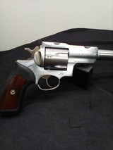 RUGER SUPER REDHAWK .44 MAG 9.5 - 2 of 6