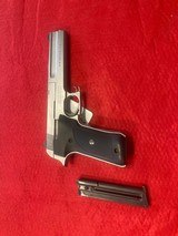 SMITH & WESSON MODEL 2206 - 1 of 6