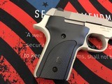 SMITH & WESSON 2213 - 3 of 7