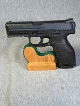 HK vp9 9MM LUGER (9X19 PARA) - 1 of 5
