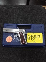COLT 1911 GOVERNMENT MODEL 45 ACP SERIES 70 - 1 of 6