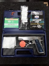 COLT 1911 GOVERNMENT MODEL GOLD CUP TROPHY SERIES 70 - 2 of 5